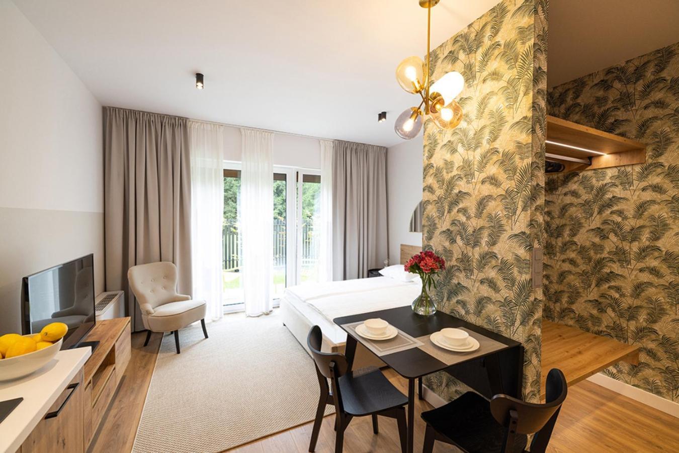 B85 Suites Varsovia Exterior foto